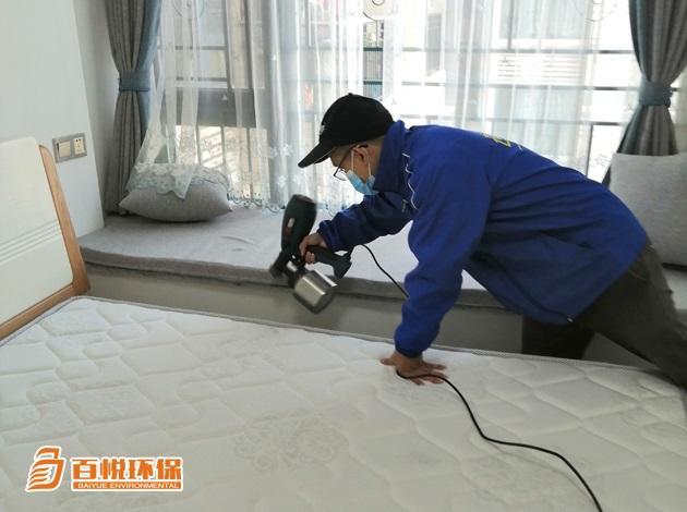【布藝沙發甲醛怎么清除】布藝沙發除甲醛小妙招--佛山百悅環保 【布藝沙發甲醛怎么清除】布藝沙發除甲醛小妙招--佛山百悅環保